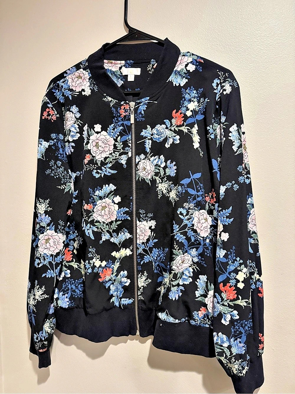 C Floral Bomber Jacket in Black & Blue Size Medium Like New